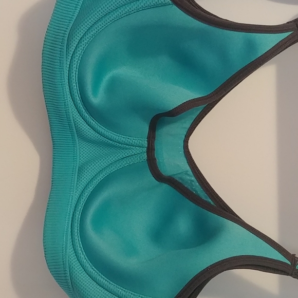 Top de sport - Picture 4 of 4